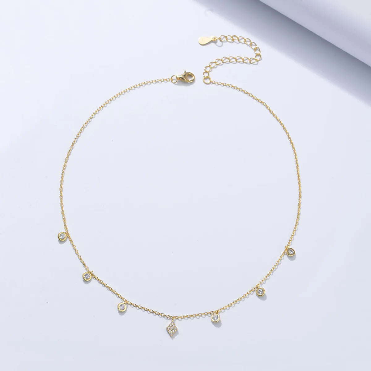 Color-block necklaces for women -Wholesale Simple Style Round Sterling Silver Rhinestones Choker