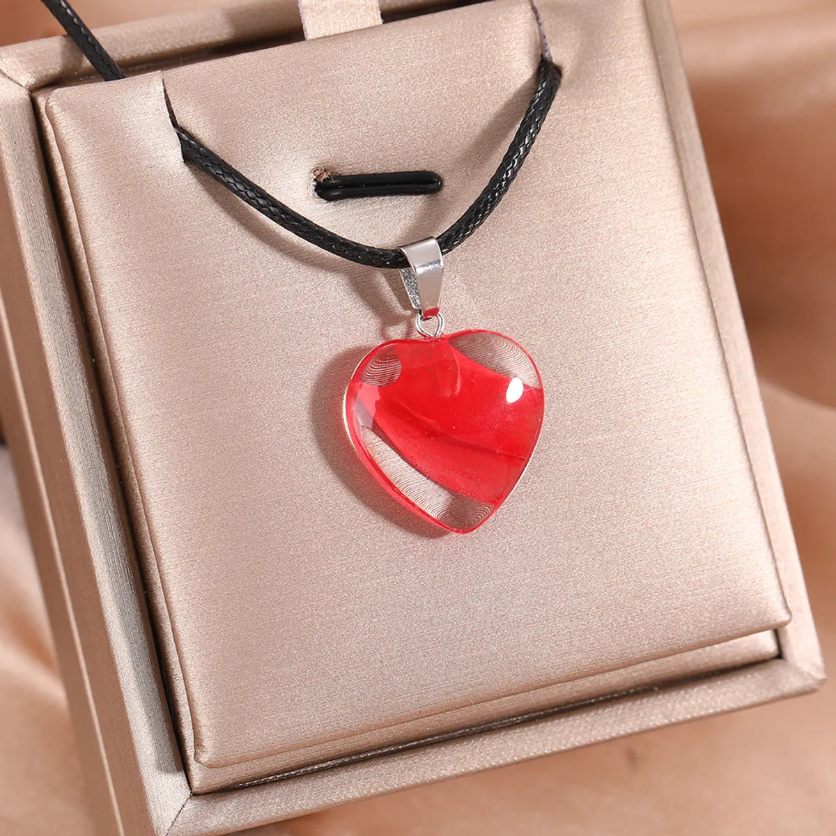 Personalized necklaces for women -Simple Style Classic Style Heart Shape Alloy Glass Plating White Gold Plated Women's Pendant Necklace