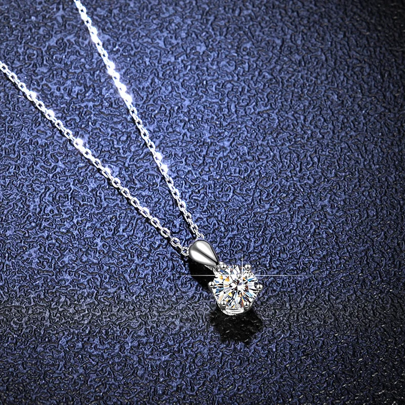 1 Karat with Cross Chain (Moissanite Excellent White Level)