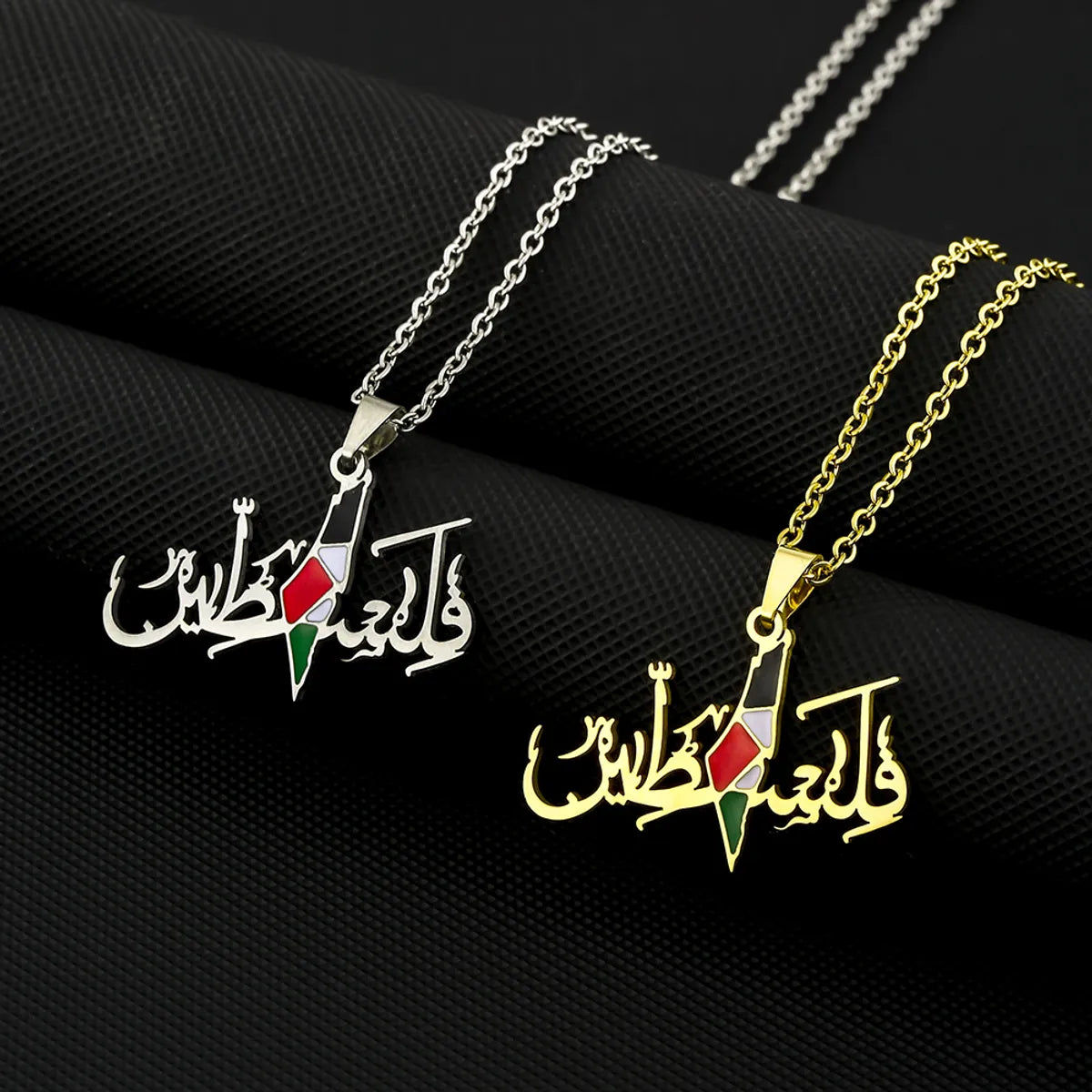 Silver necklaces for women -Vintage Style Ethnic Style Map Flag 201 Stainless Steel 304 Stainless Steel Enamel Plating 18K Gold Plated Couple Pendant Necklace