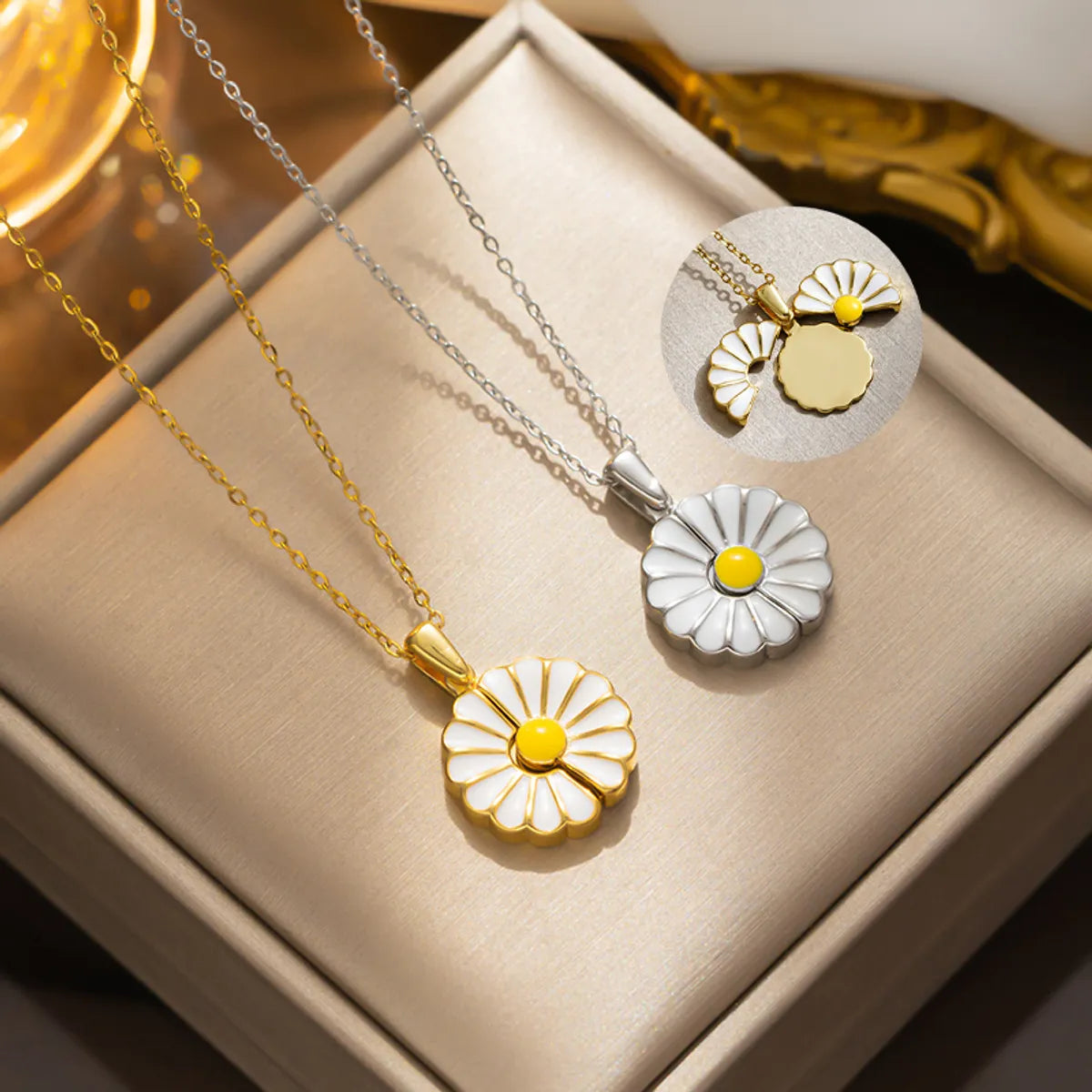 Colorful necklaces for women -Simple Style Daisy Stainless Steel Plating Inlay Zircon 18k Gold Plated Pendant Necklace