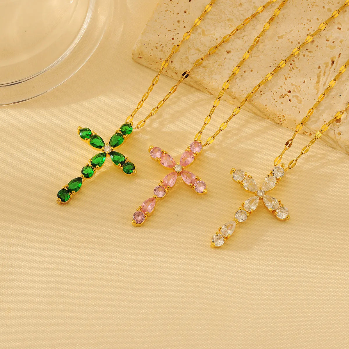 Classic necklaces for women -Wholesale Glam Shiny Cross Copper Plating Inlay 18K Gold Plated Zircon Pendant Necklace