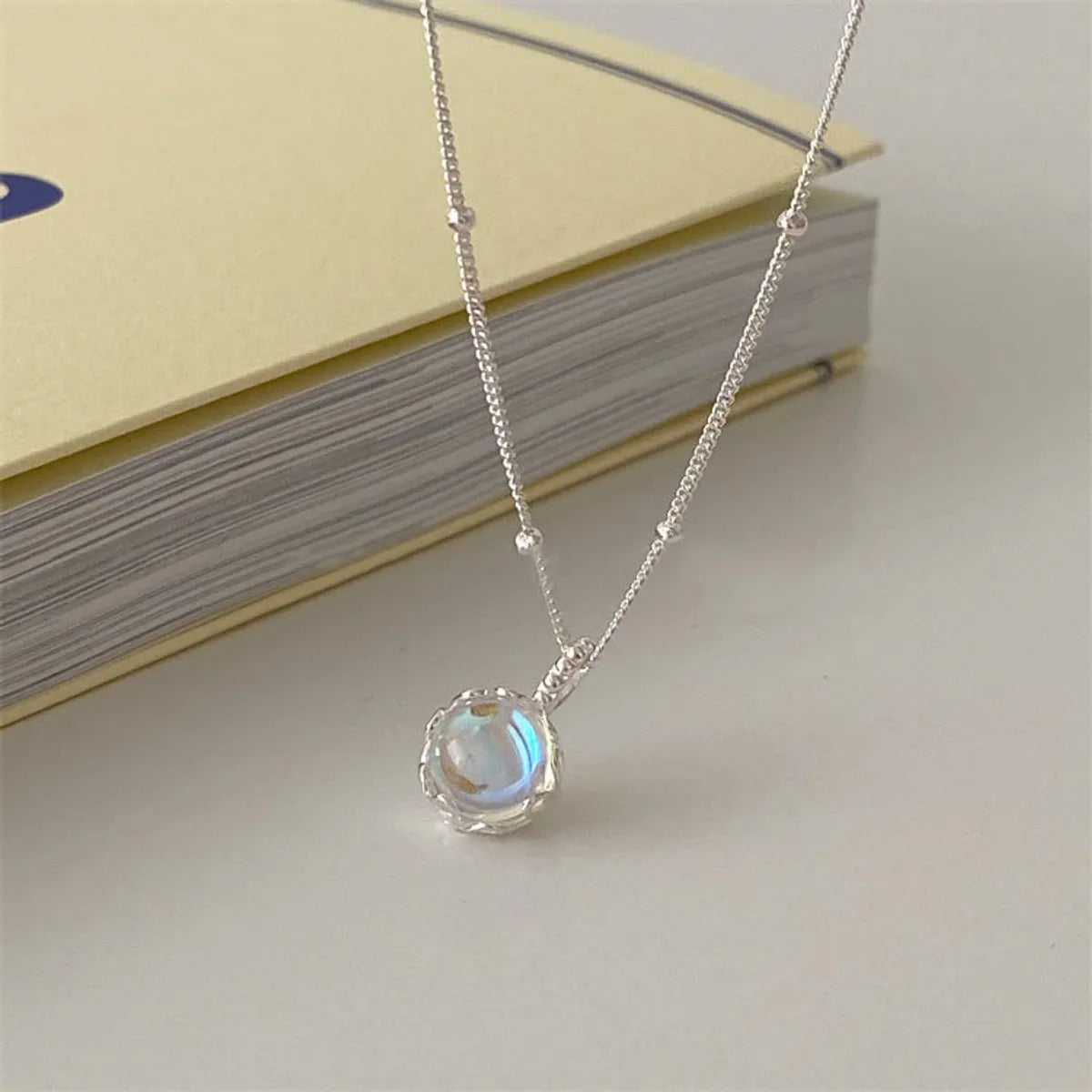 Silver pendants necklaces for women -Sweet Geometric Sterling Silver Polishing Inlay Moonstone Pendant Necklace