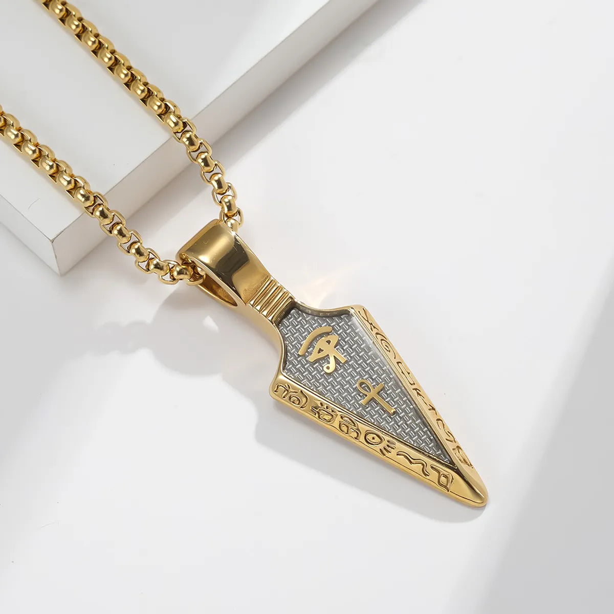 Vintage-inspired necklaces for women -Hip-Hop Retro Box 304 Stainless Steel Plating Inlay Rhinestones 18K Gold Plated Men'S Pendant Necklace