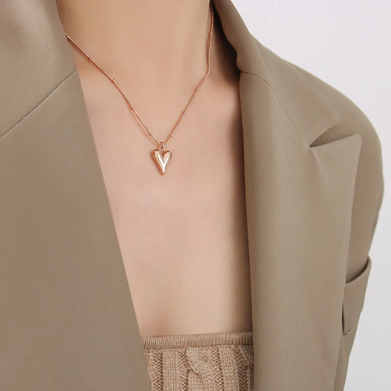 P575 Rose Gold Heart Necklace