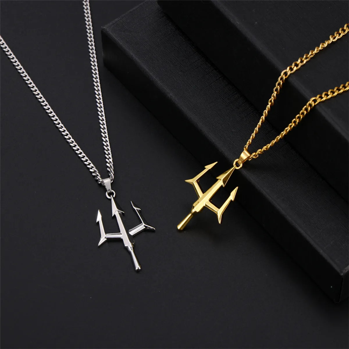 Sparkling necklaces for women -Stainless Steel Simple Style Plating Pendant Necklace