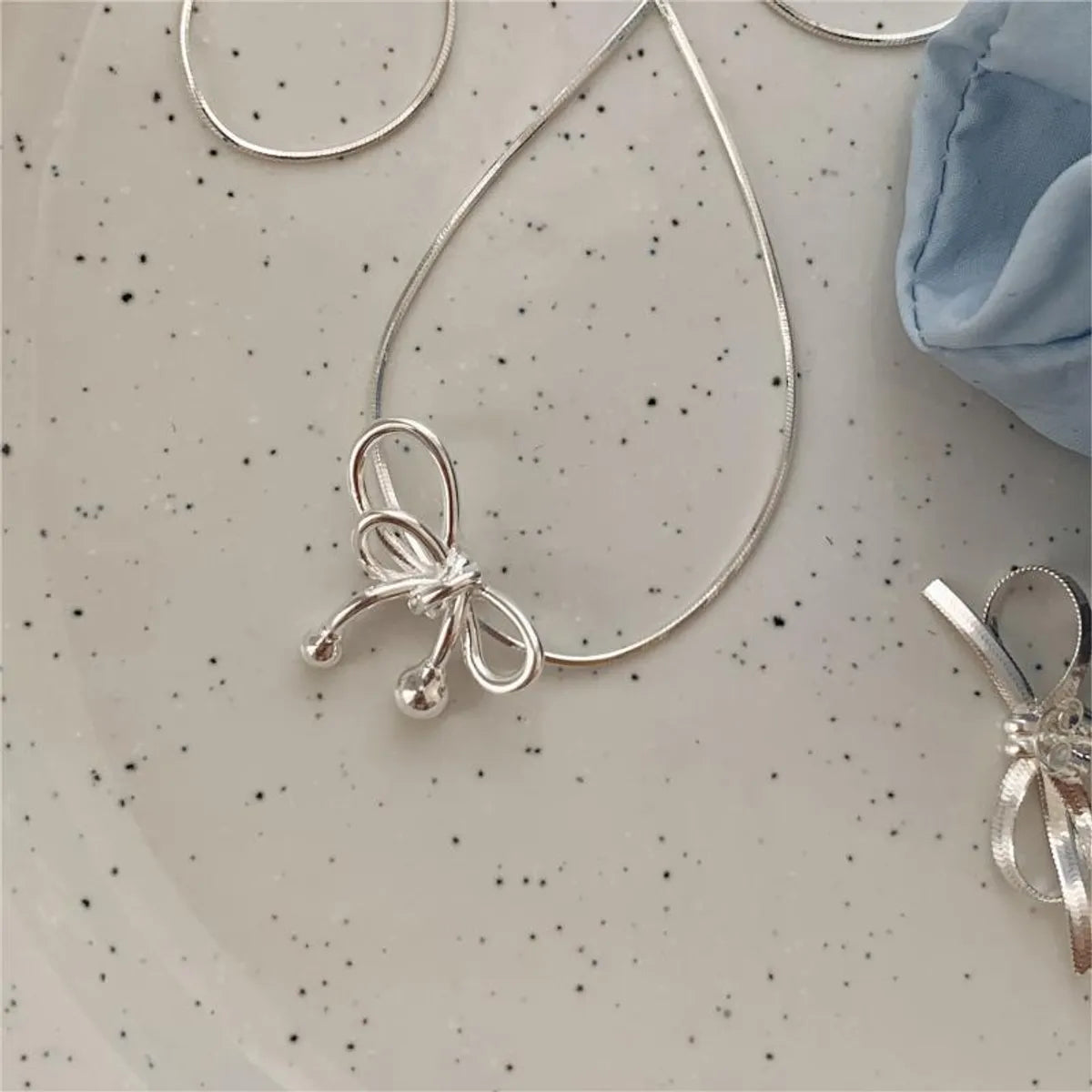 Stylish necklaces for women -Simple Style Bow Knot Sterling Silver Plating Pendant Necklace