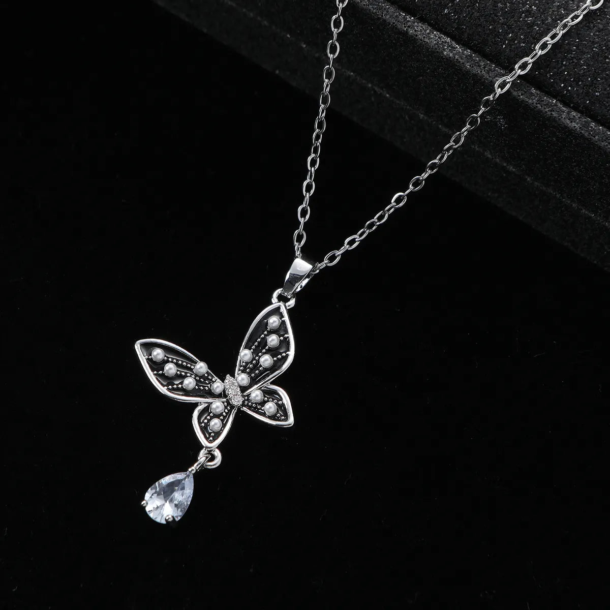 Custom-made necklaces for women -Simple Style Butterfly Stainless Steel Titanium Steel Plating Pendant Necklace