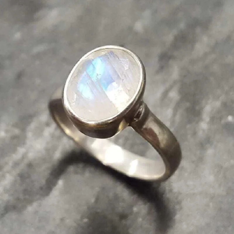 Luxury rose gold rings for women -Moonstone Ring - Rainbow Oval Ring - Vintage Bezel Ring