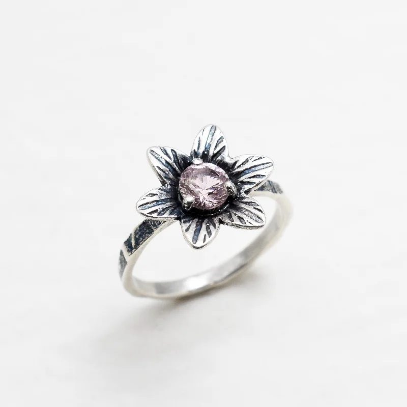 Custom diamond rings for women -Flower Morganite Ring - Pink Vintage Ring - Flower Solitaire Ring