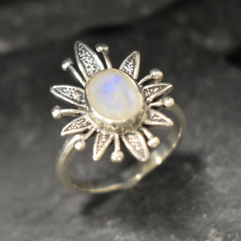 Trendy rings for women -Natural Moonstone Ring - White Flower Ring - Vintage Statement Ring