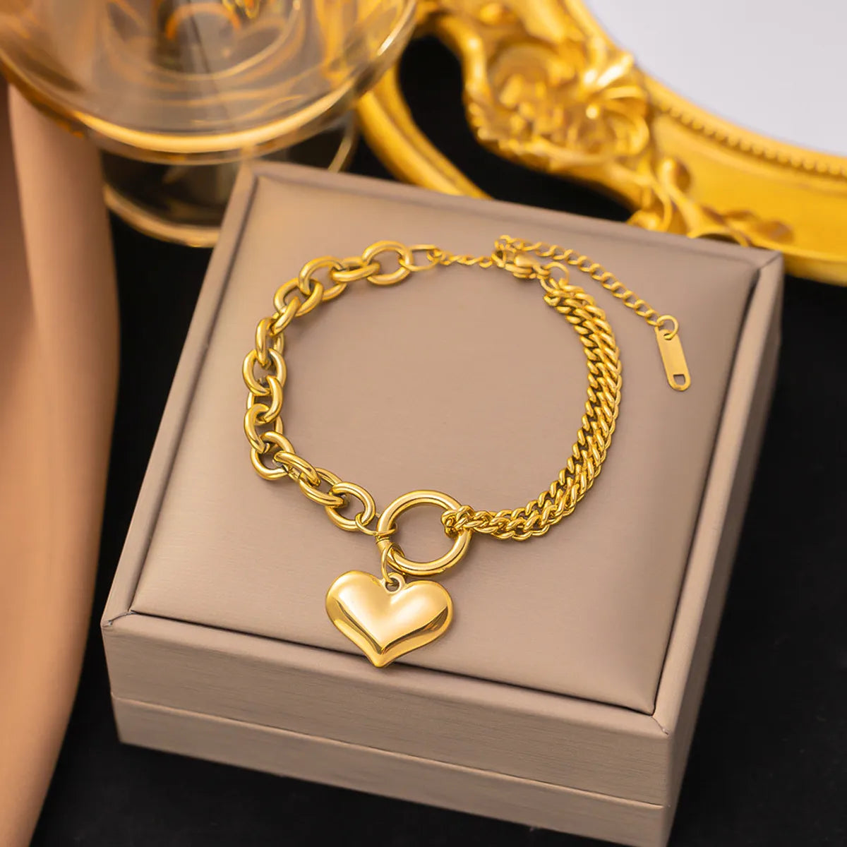 Custom gemstone bracelets for women -Simple Style Classic Style Heart Shape 304 Stainless Steel 18K Gold Plated Bracelets In Bulk