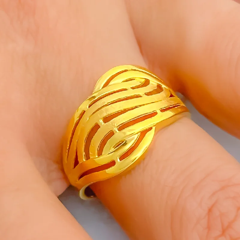 Fashion rings for women -Delightful Striped 22k Gold Ring