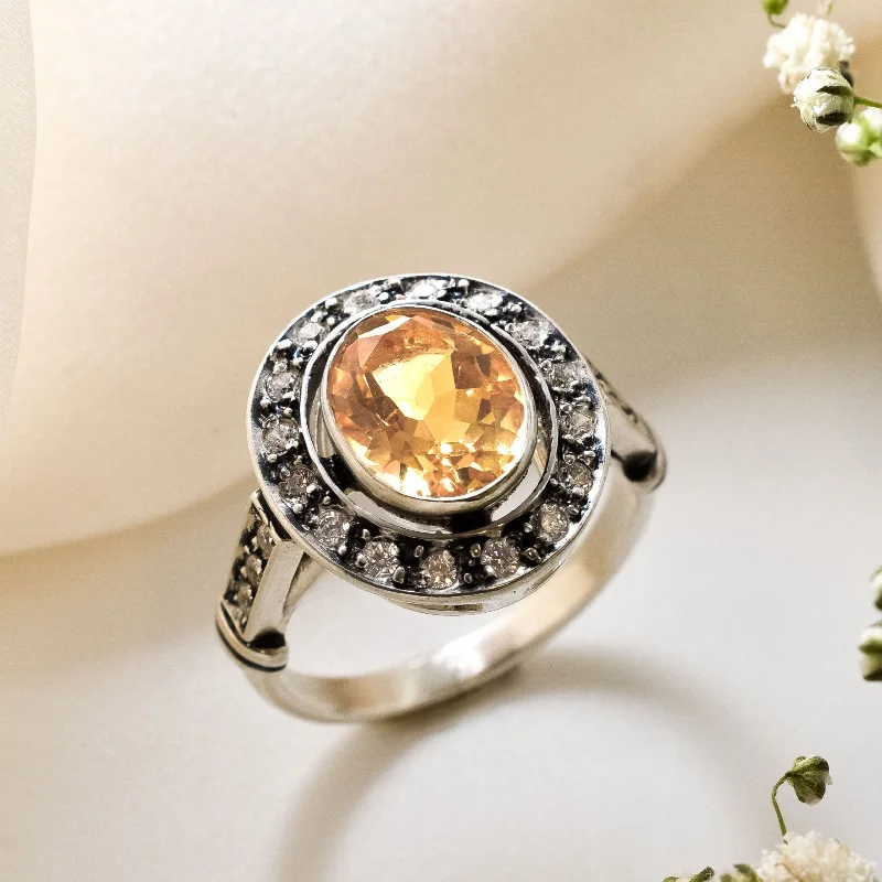 Modern rings for women -Citrine Ring - Yellow Oval Ring - Vintage Halo Ring