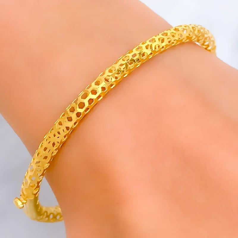 Platinum bracelets for women -Palatial Netted 22k Gold Bangle Bracelet