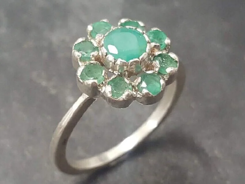 Personalized engraved rings for women -Flower Emerald Ring - Natural Emerald Ring - Green Flower Ring