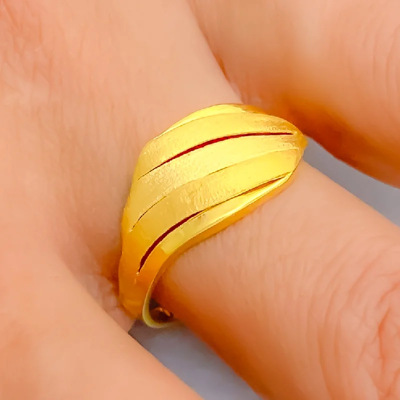 Vintage rings for women -Wavy Brush-Finished 22k Gold Ring