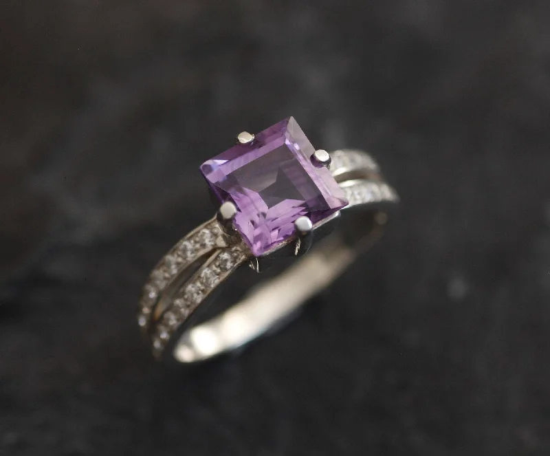 Emerald rings for women -Amethyst Ring - Purple Square Ring - Vintage Split Shank Ring