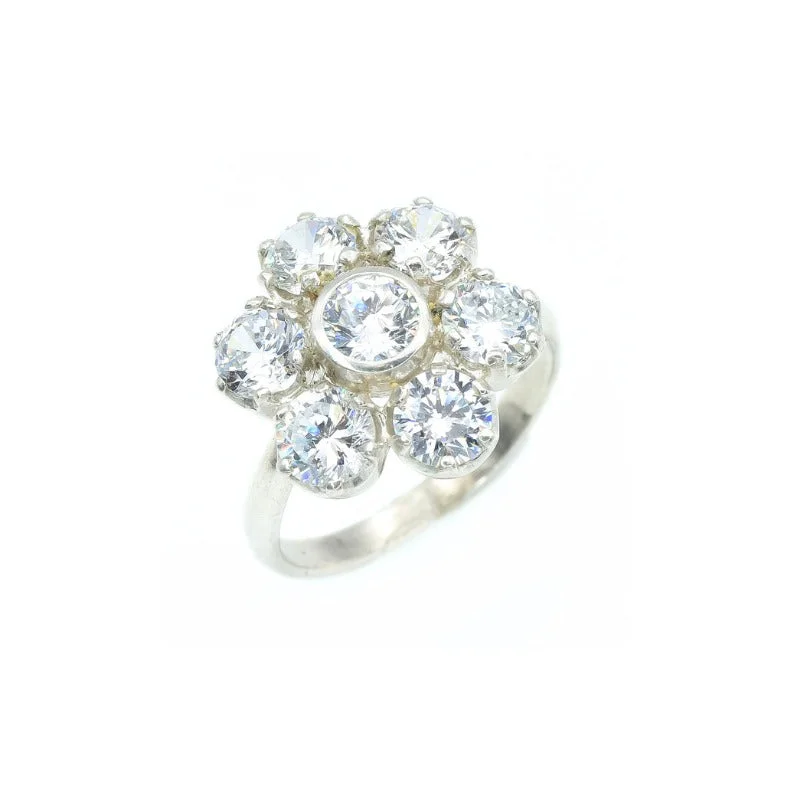 Heart-shaped gemstone rings for women -White Topaz Ring - Silver Daisy Ring - Topaz Flower Ring