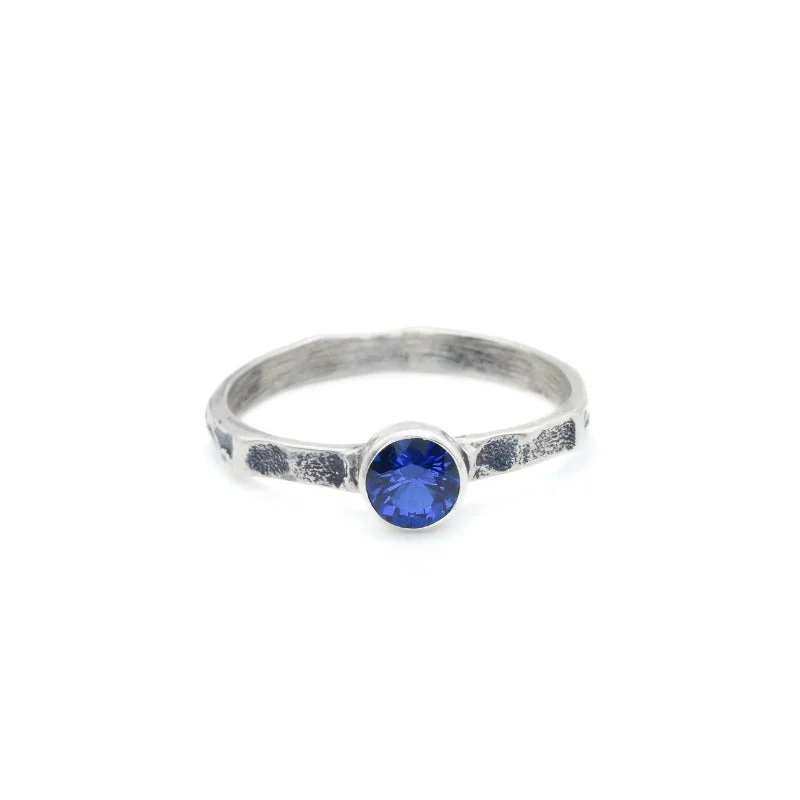 Silver eternity rings for women -Sapphire Ring - Round Blue Ring - Hammered Silver Band