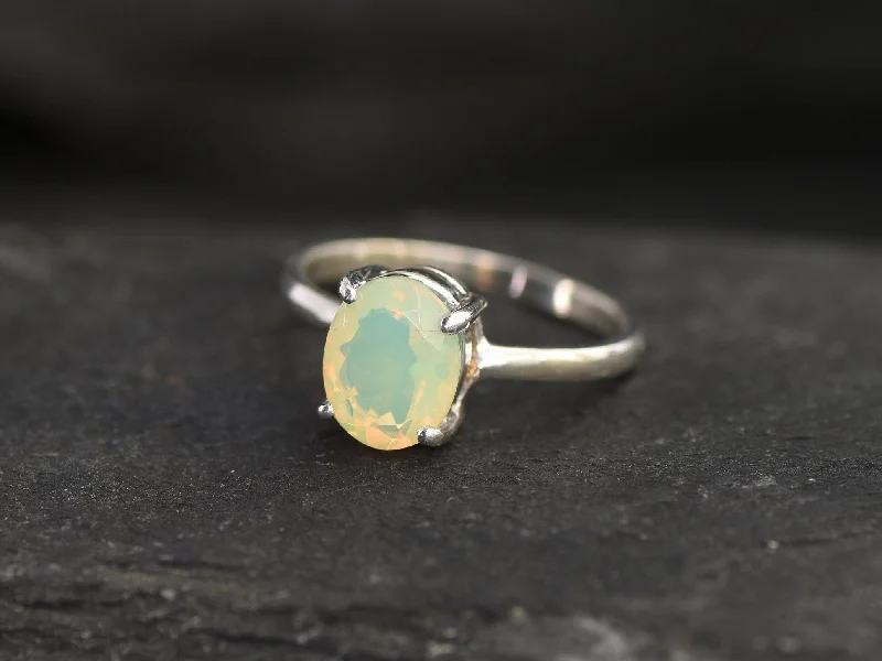 Custom-designed rings for women -Fire Opal Ring - Natural Opal Ring - Vintage Opal Ring