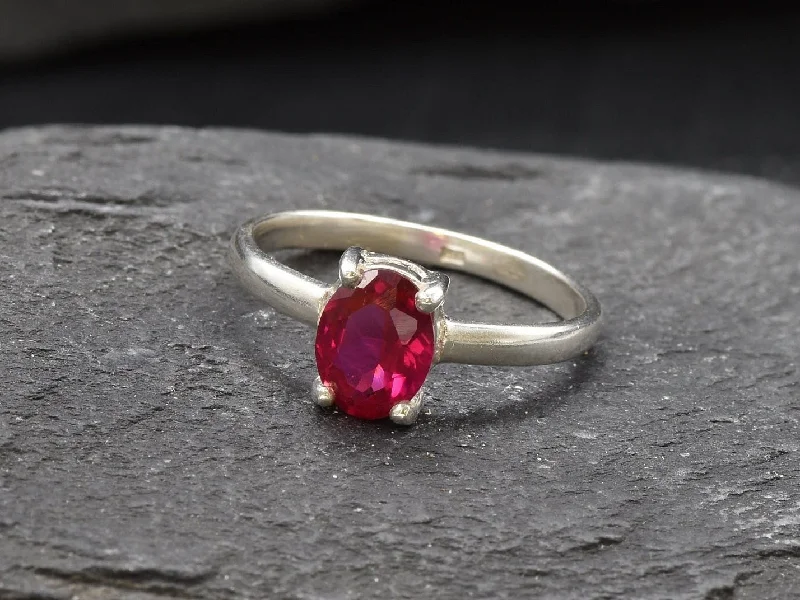 Round rings for women -Red Ruby Ring - Classic Oval Ring - Vintage Solitaire Ring