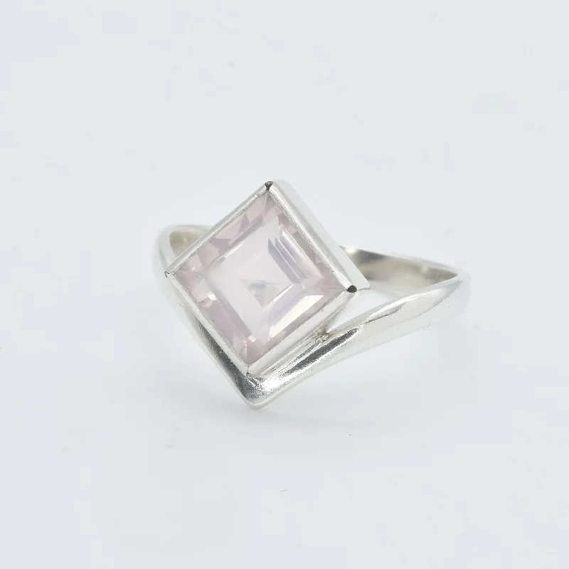 Handmade rings for women -Pink Square Ring - Natural Rose Quartz Ring - Vintage Classic Ring